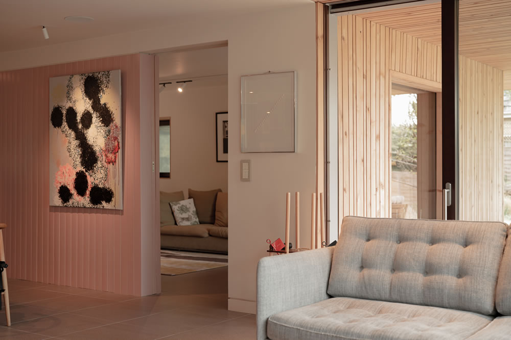 Bespoke KNX intelligent control keypad integrated into a luxury residential living room
